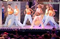 Britney-Spears-Intro-You-Drive-Me-Crazy-Live-in-Hawaii-HD-1080p