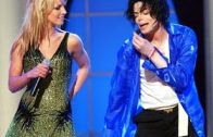Michael-Jackson-ft.-Britney-Spears-The-Way-You-Make-Me-Feel-MSG-30th-Anniversary