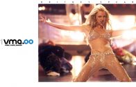 Britney-Spears-Satisfaction-Oops…-I-Did-It-Again-Live-From-2000-Video-Music-Awards